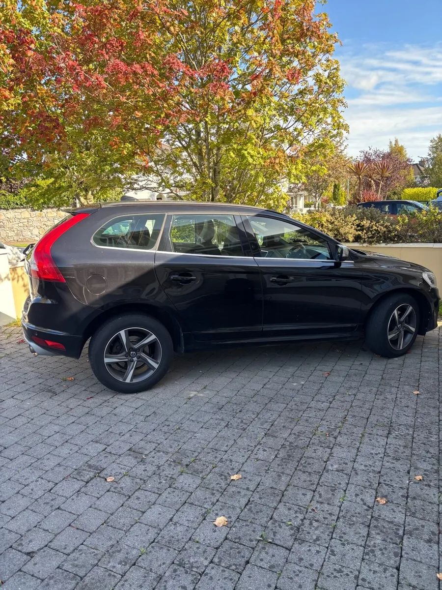Volvo XC60 - Image 1