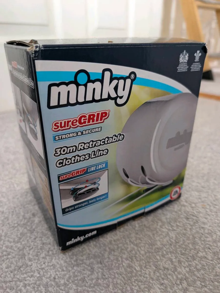 Minky SureGrip 30m Double Retractable Clothesline - Image 1