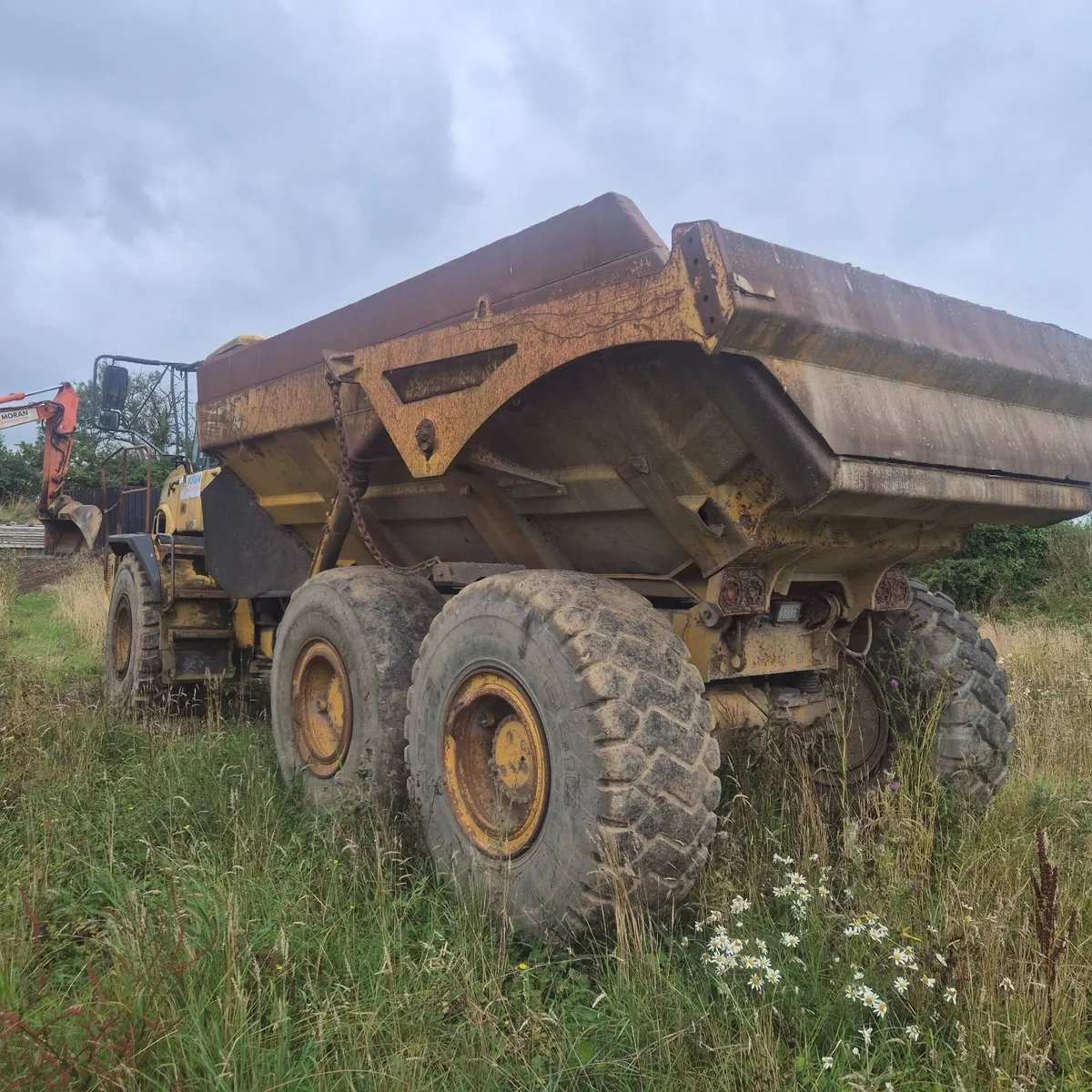 Dump Truck Bell B25 - Image 4
