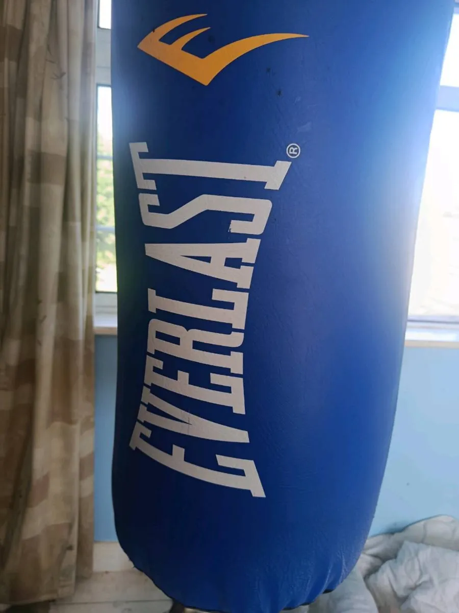 Everlast punch bag new and more - Image 3