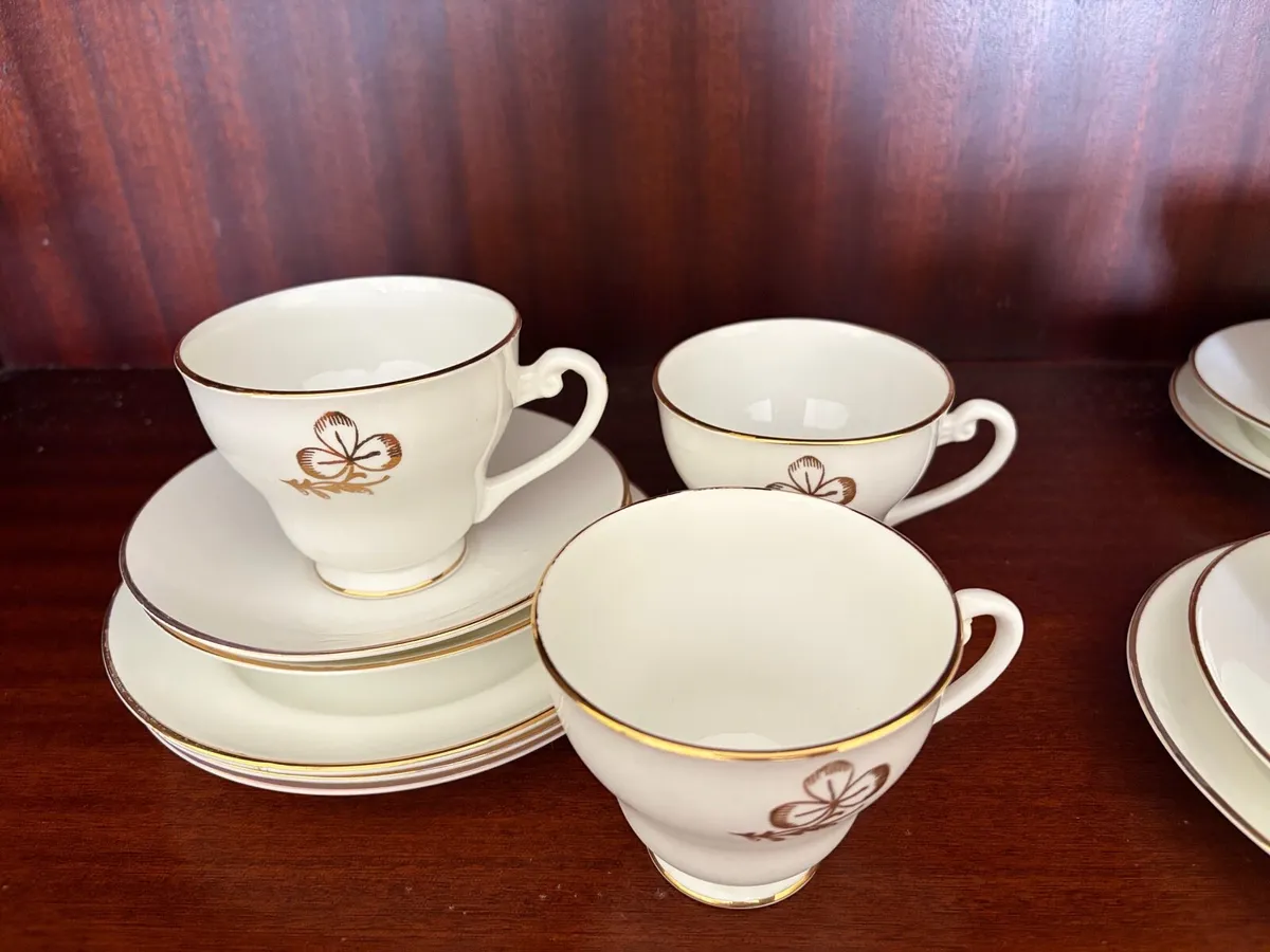 Vintage Regina Fine Bone China Tea Set - Image 4