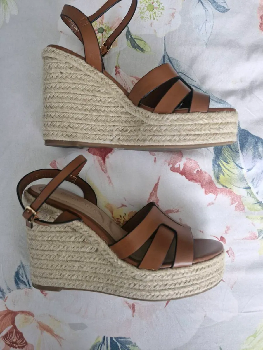 Brown Wedges - Image 2