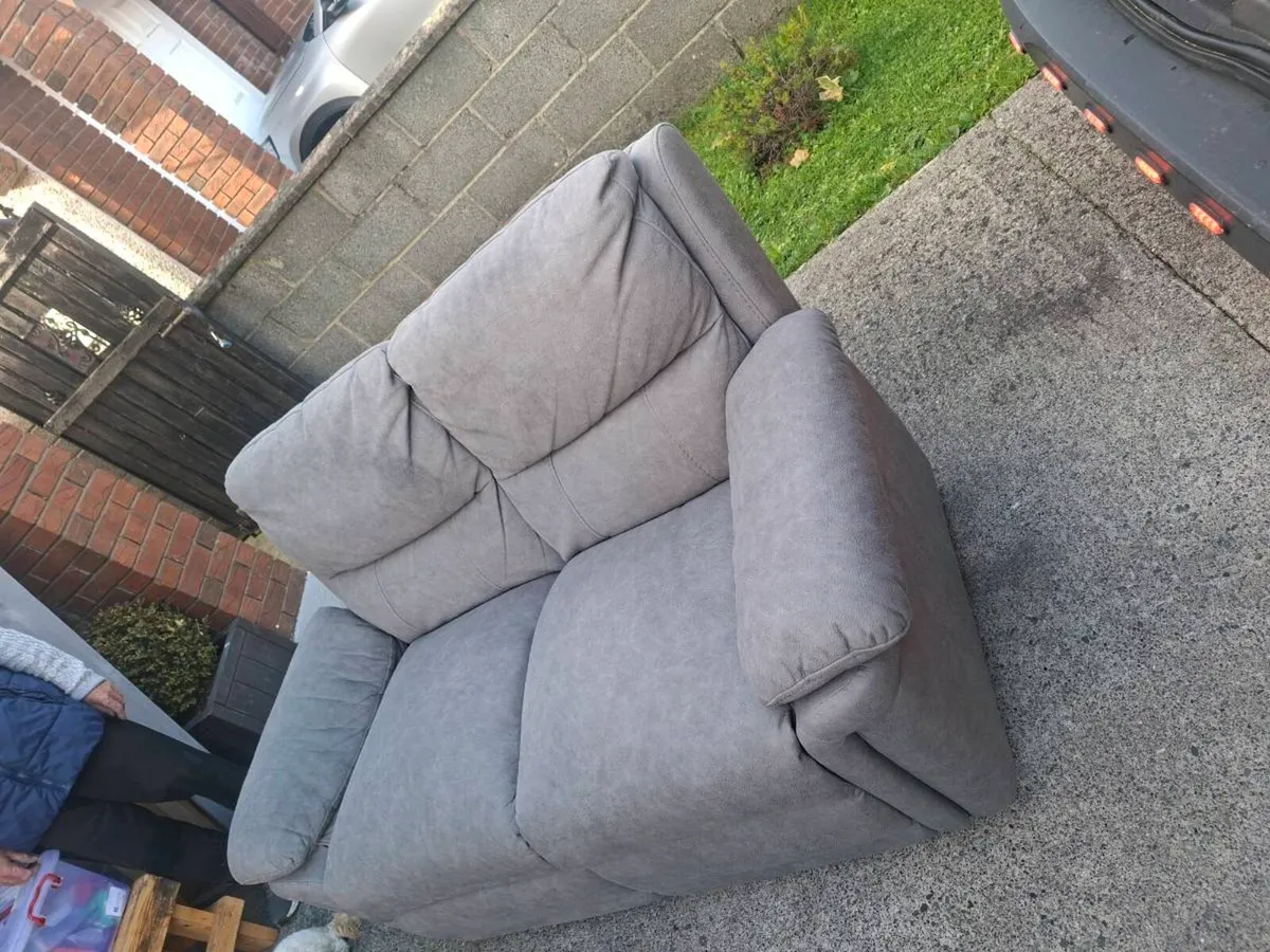 2 seater - Image 3