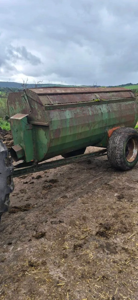 Dung Spreader For Sale - Image 4
