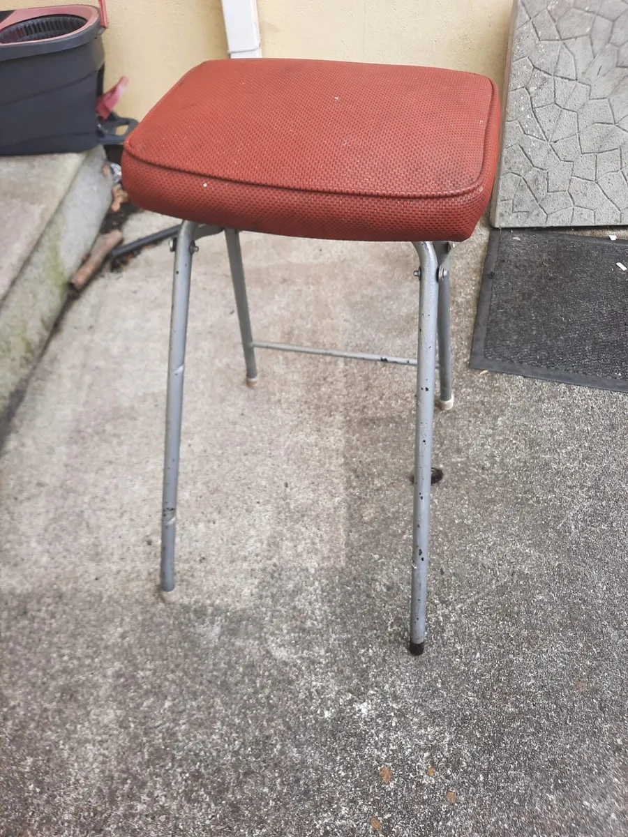 Foldable stool - Image 4