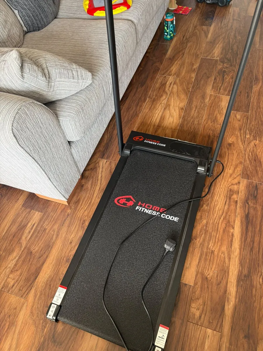 Treadmill for sale - speed 1-6km/hr - Image 3