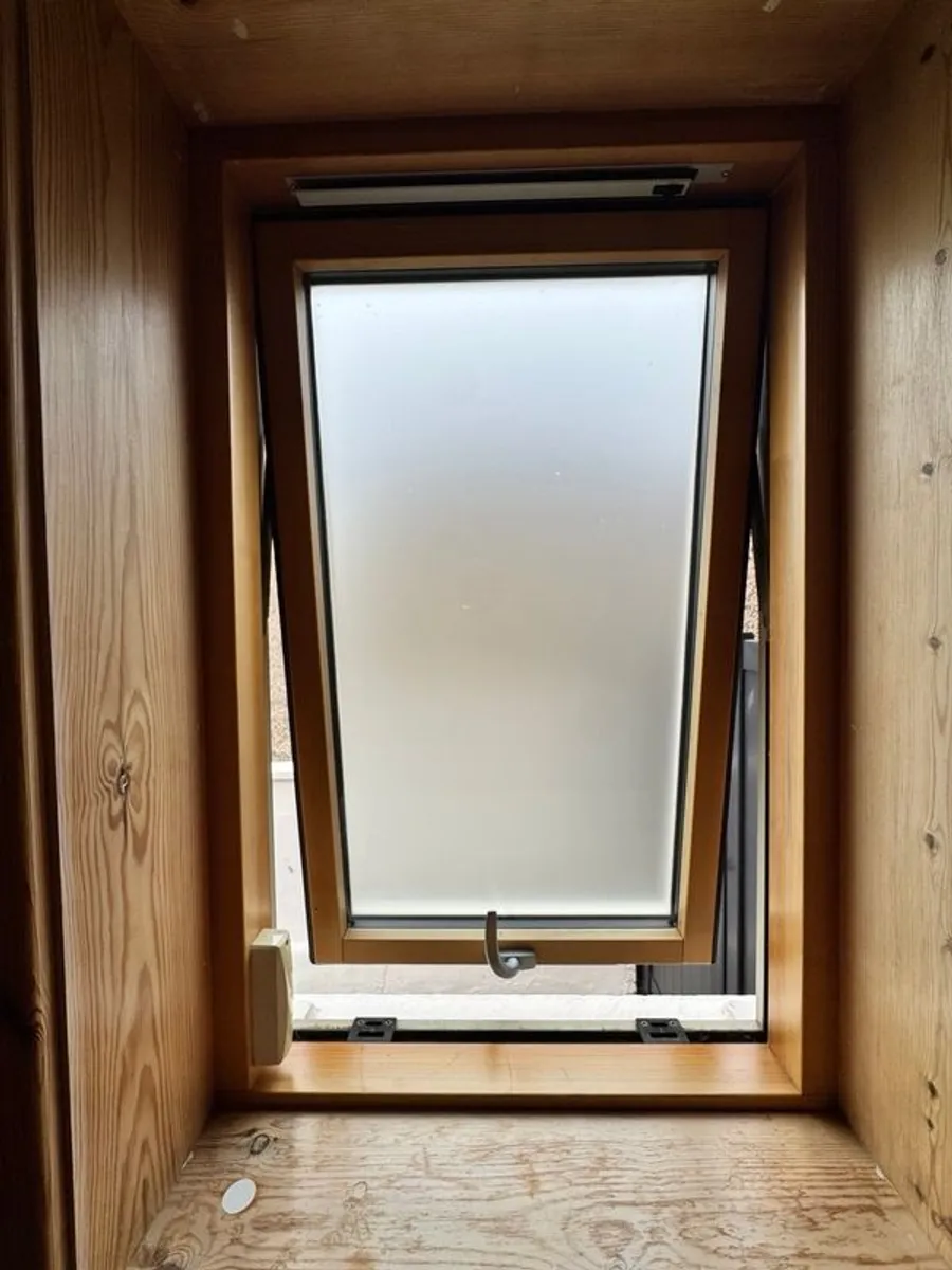 Frosted Double Glazed Timber/Aluminium Windows 3 Sizes - Image 2
