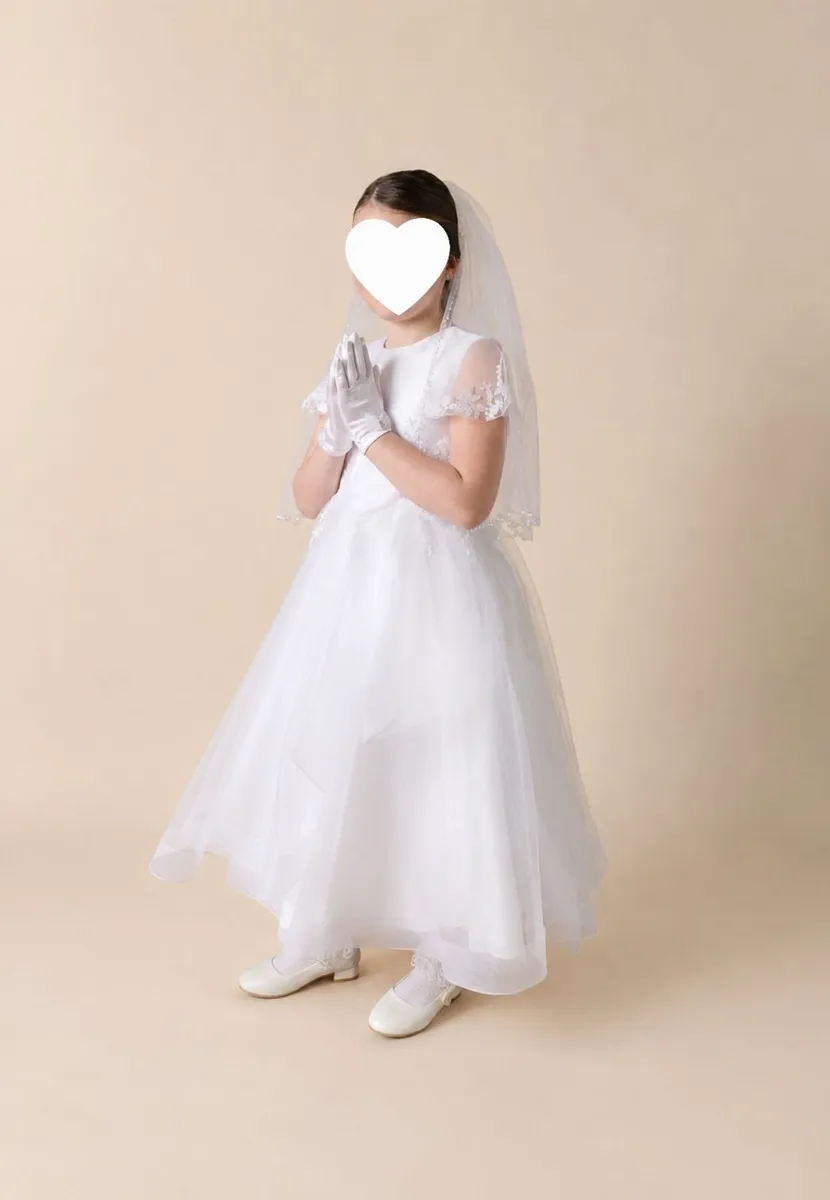 Girl's Communion Dress and accessories - Image 4