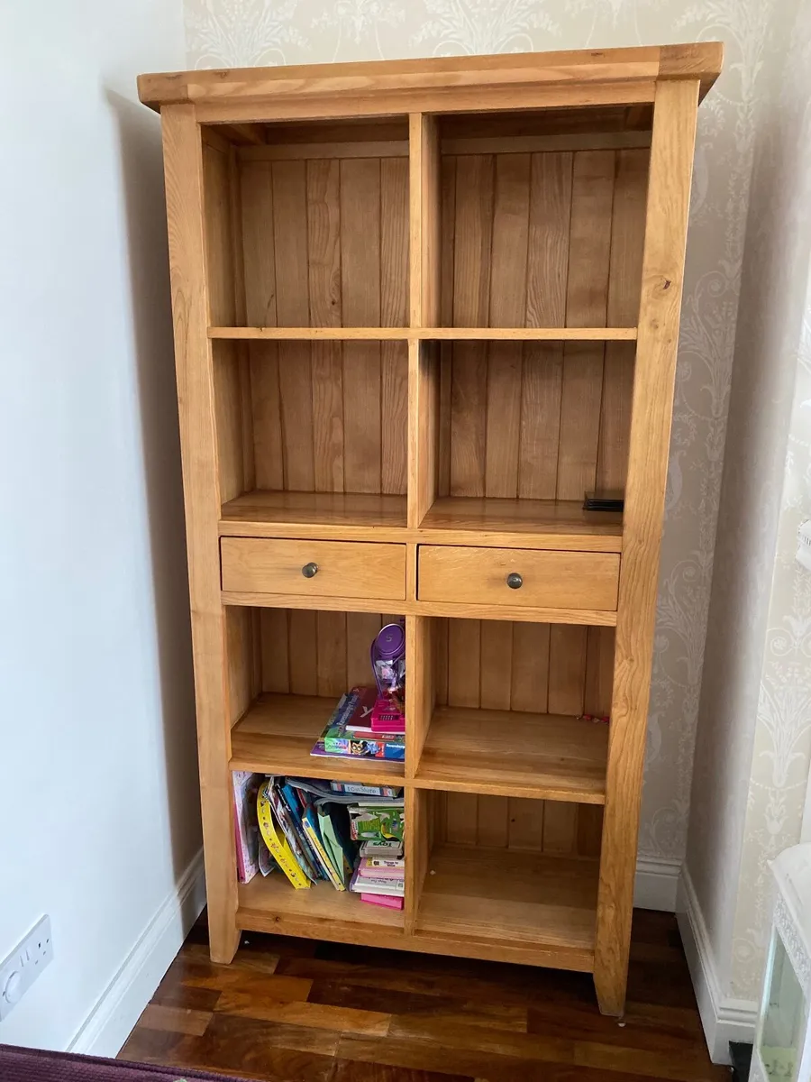 SOLID OAK BOOKCASE - Image 1