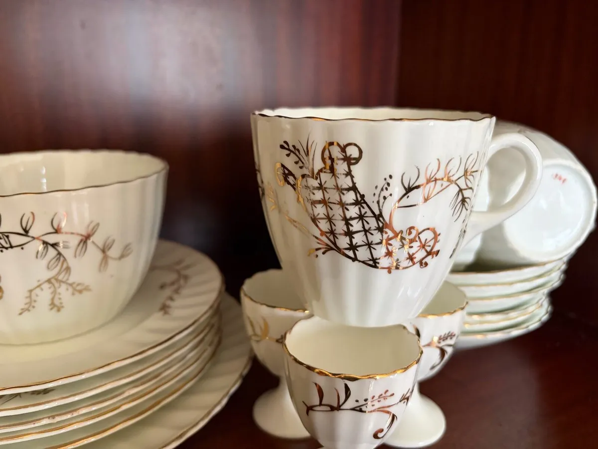 Unmarked Vintage-Style China Tea Set - Image 2