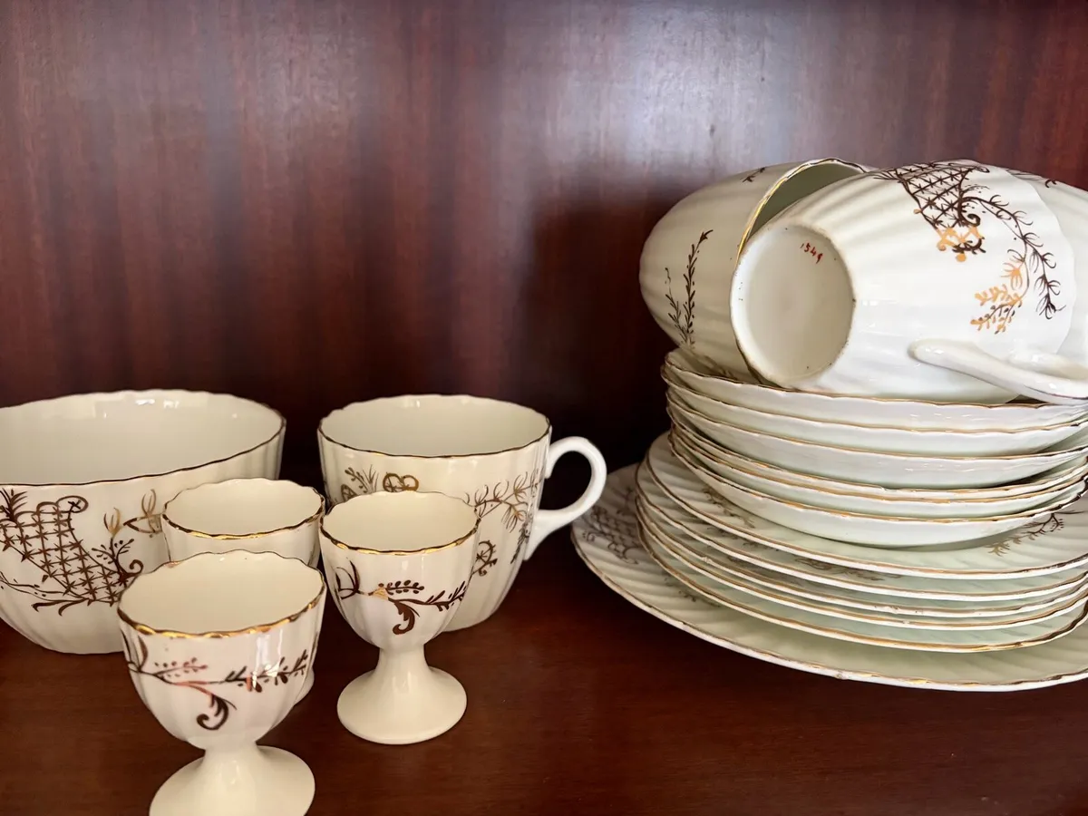 Unmarked Vintage-Style China Tea Set - Image 4