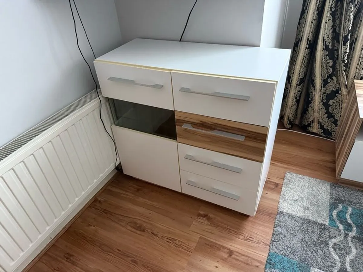 cabinet - Image 2