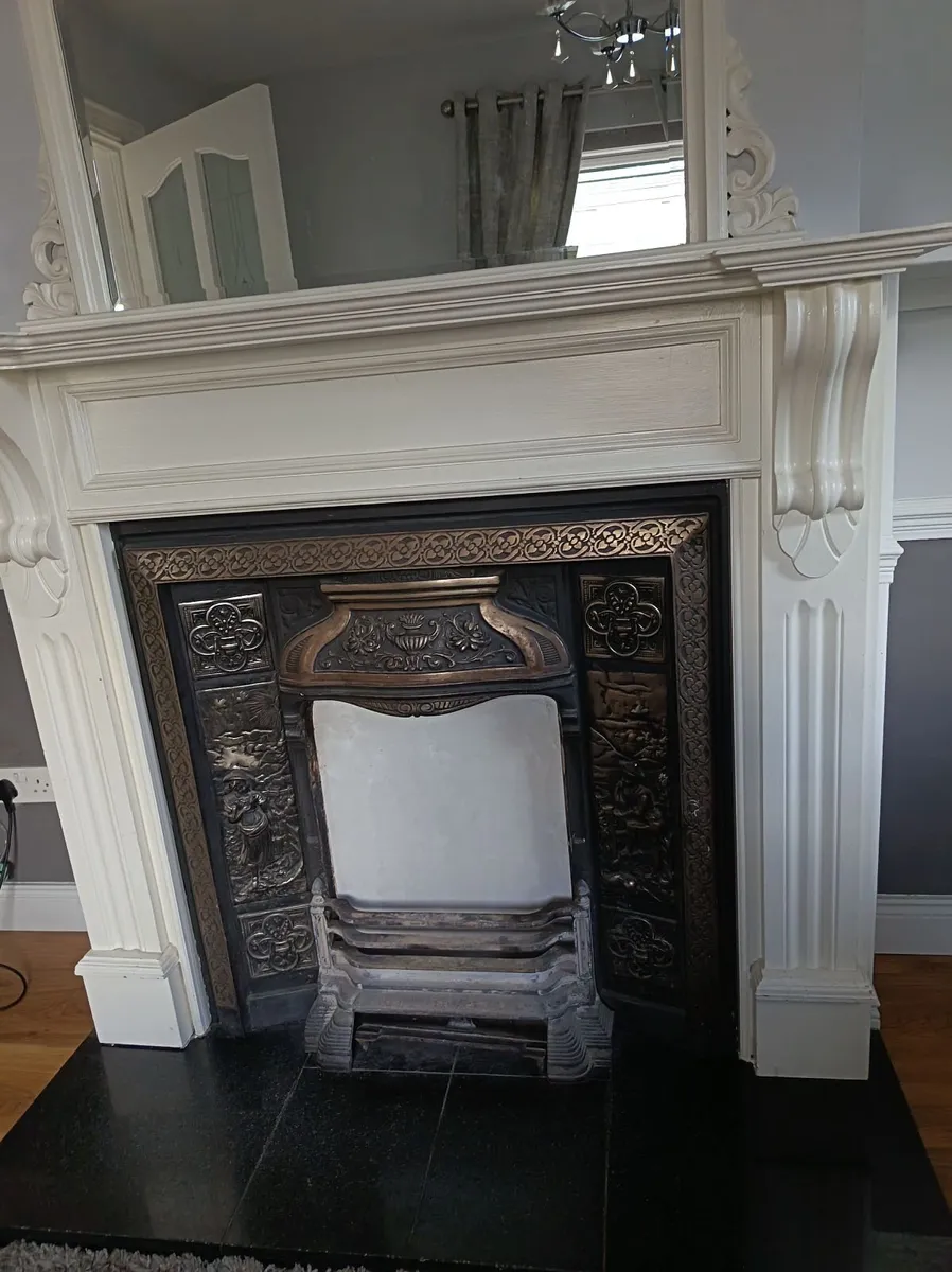 Victorian Style cast iron fireplace - Image 1
