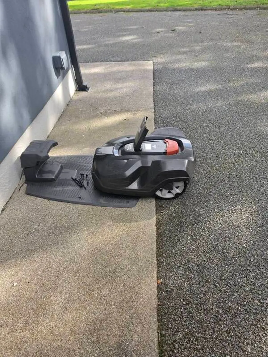 Husqvarna Automower 420 - Image 3