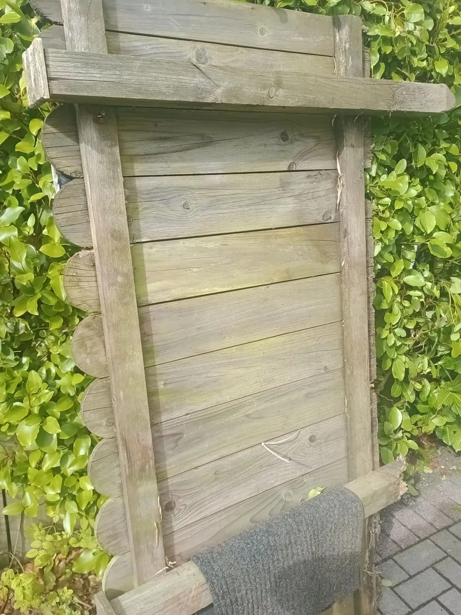 Fence panel. Free to take - Image 2