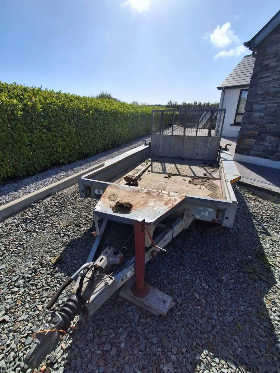 Plant Trailer - Image 1
