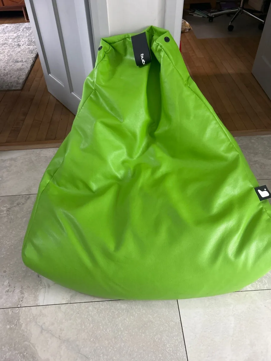 Extreme Lounging B-Bag faux leather beanbag - Image 4