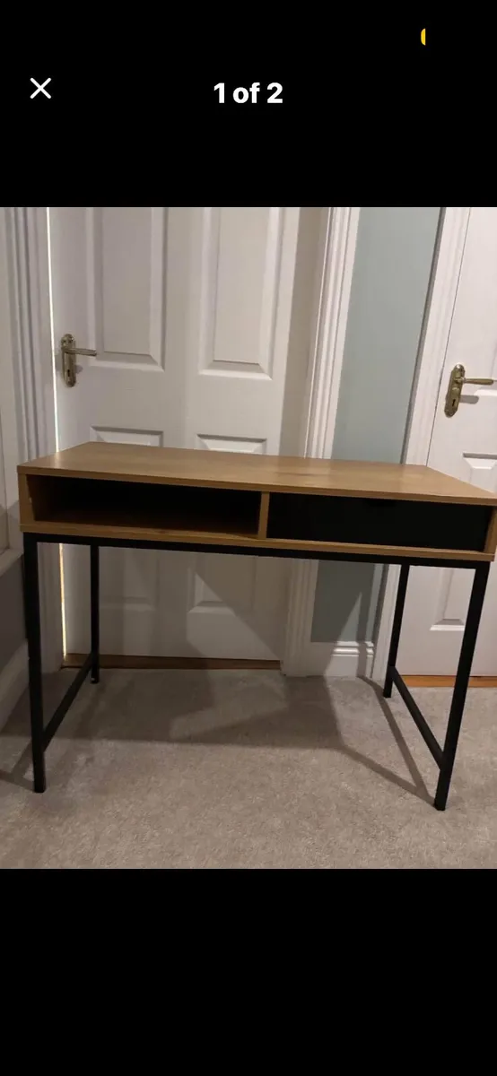 DESK - Image 2