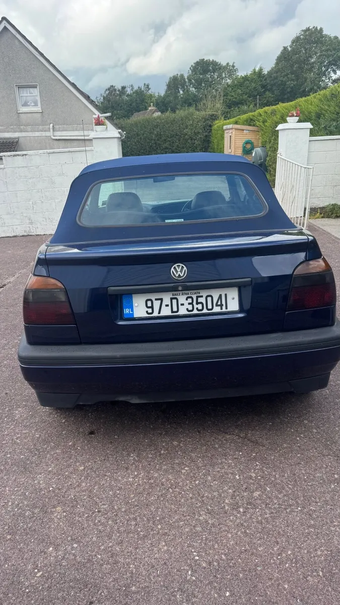 Vintage Volkswagen Golf Cabriolet 1997 - Image 4