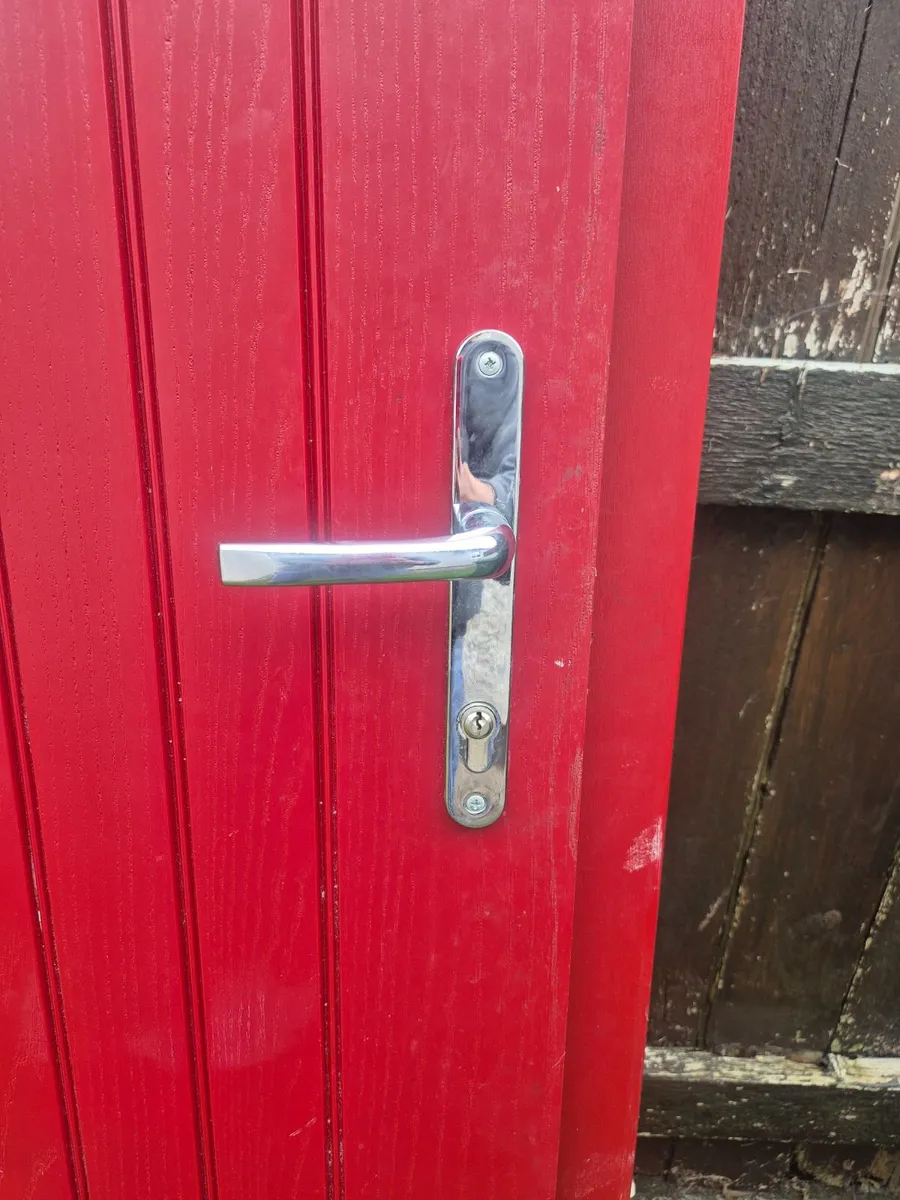 Red Palladio composite Front Door - Image 3