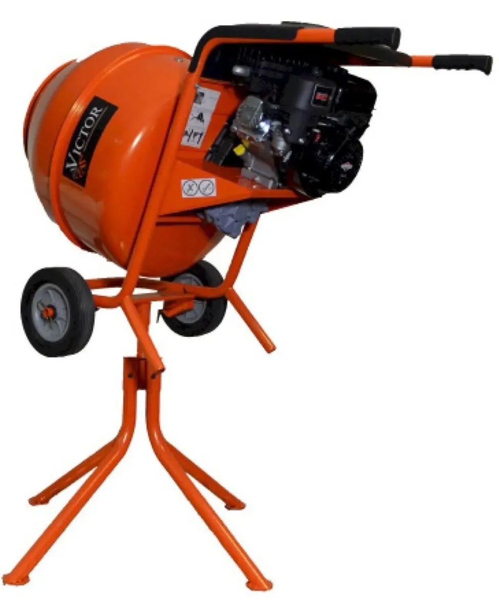 Petrol cement mixer