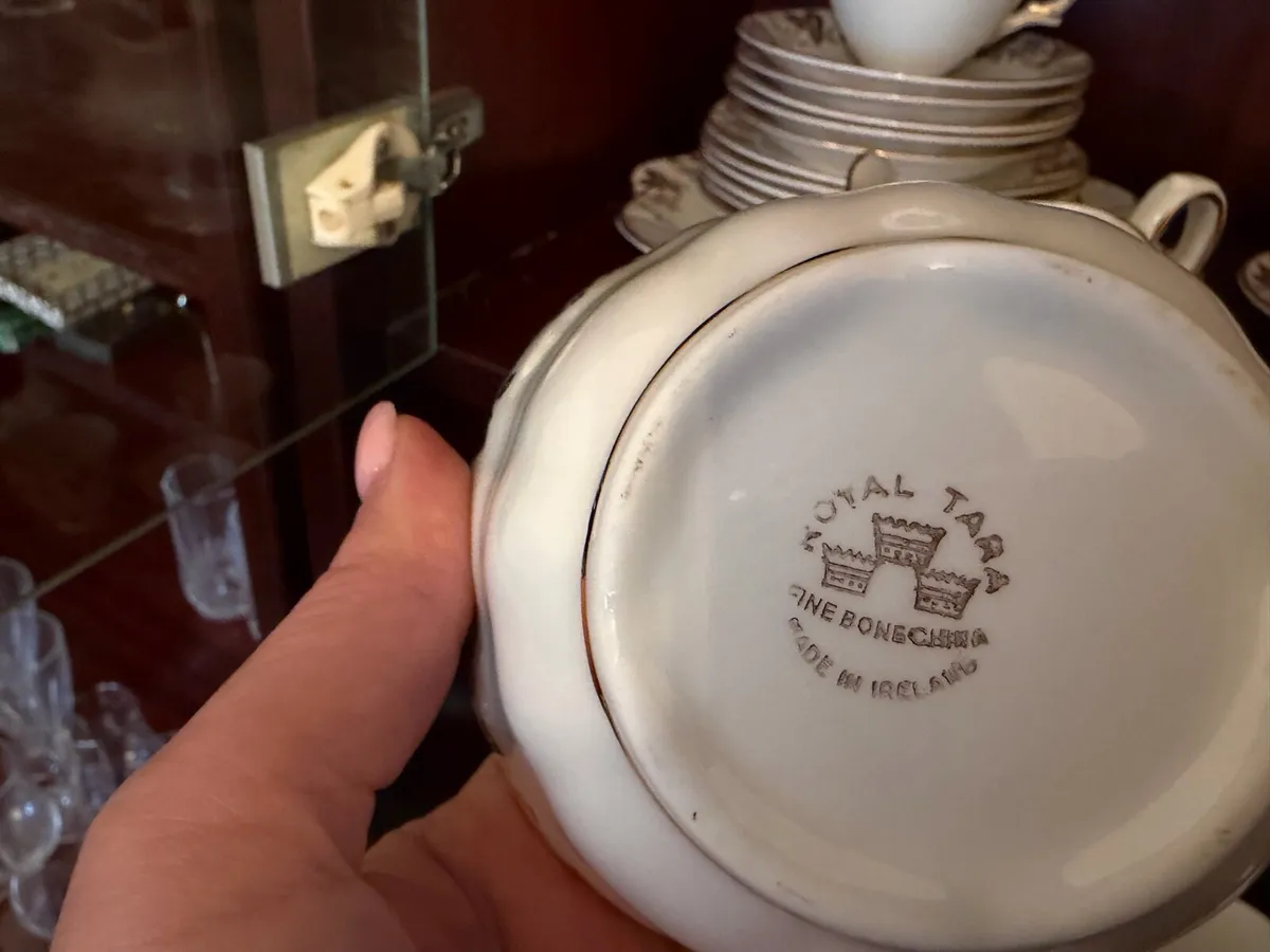 Royal Tara Irish Bone China Tea Set - Image 4