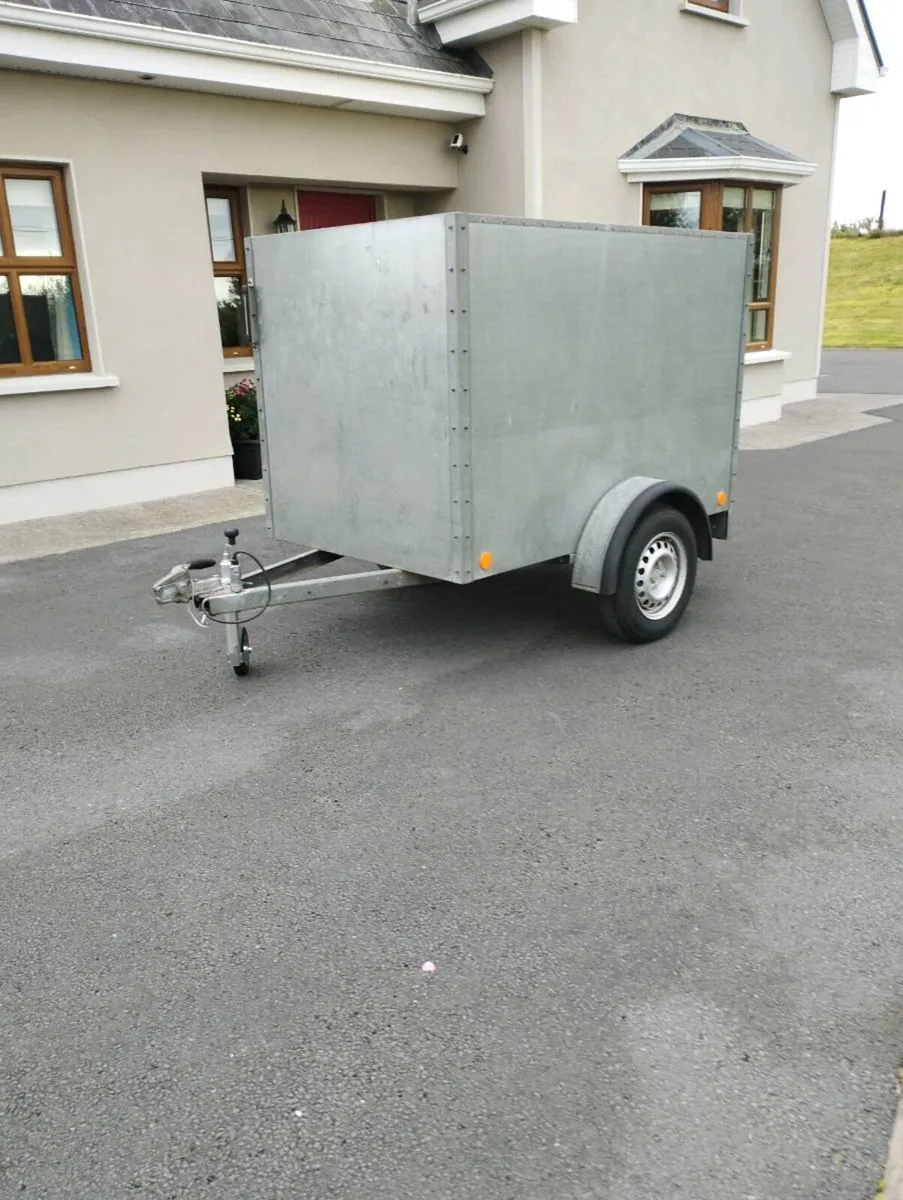 Broniss Galvanised Box Trailer - Image 1