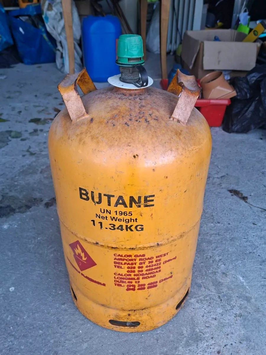Gas cylinder