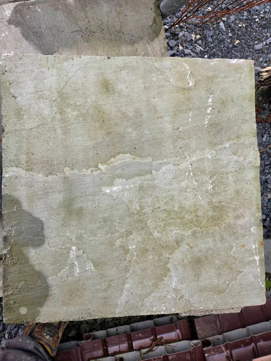 Second hand paving slabs - Image 1