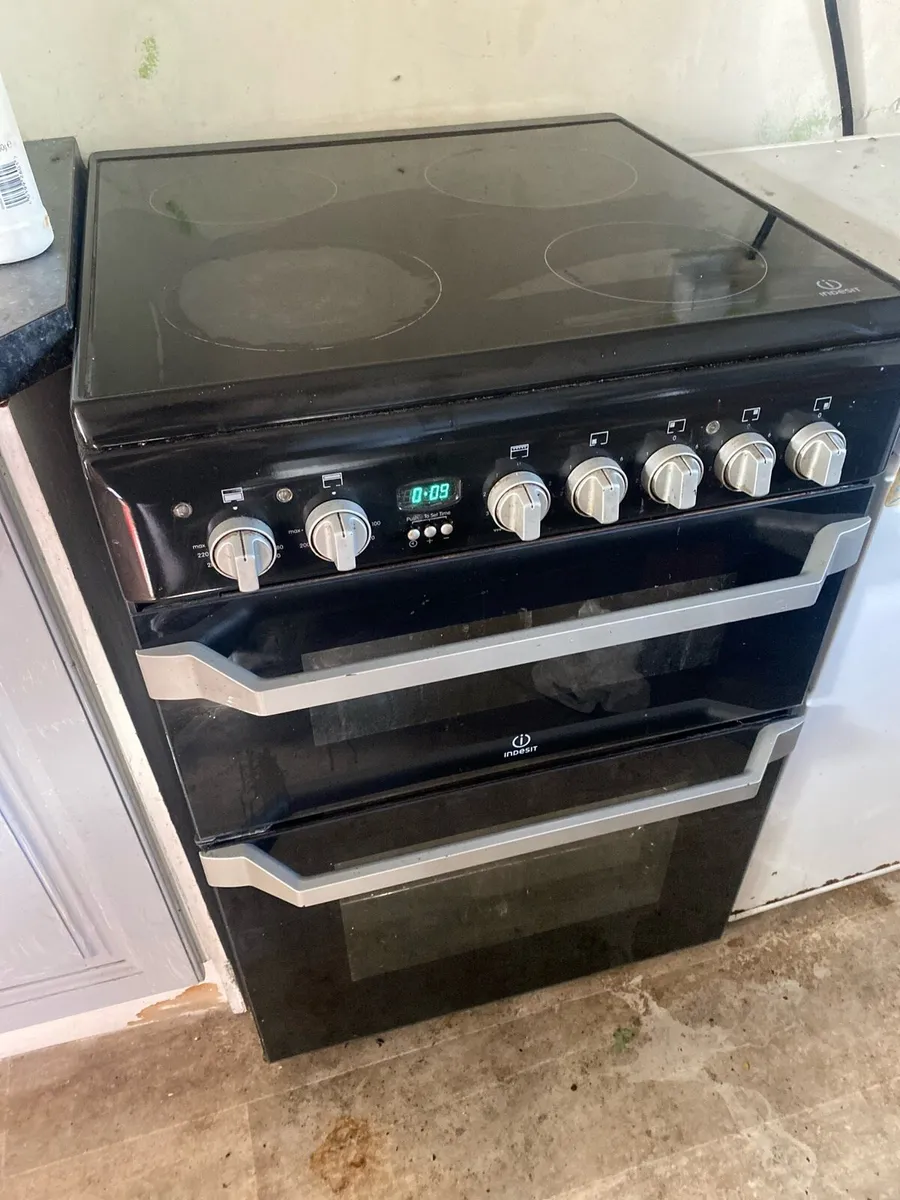 Electric Oven, Grill, and Stove - Image 1