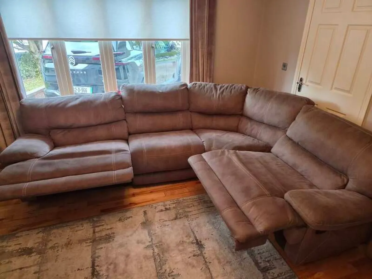 corner recliner couch - Image 2