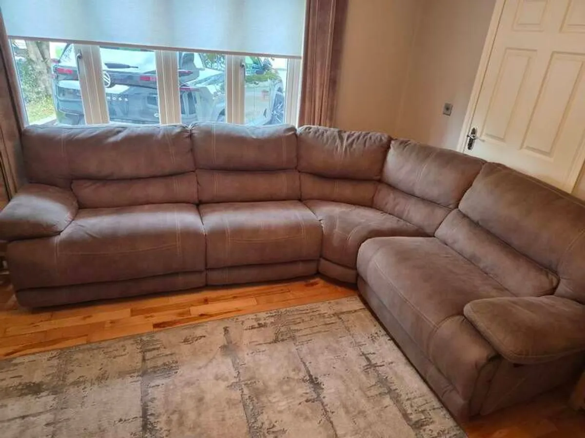 corner recliner couch - Image 3