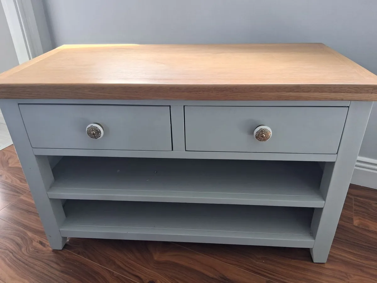 Tv stand - Image 1