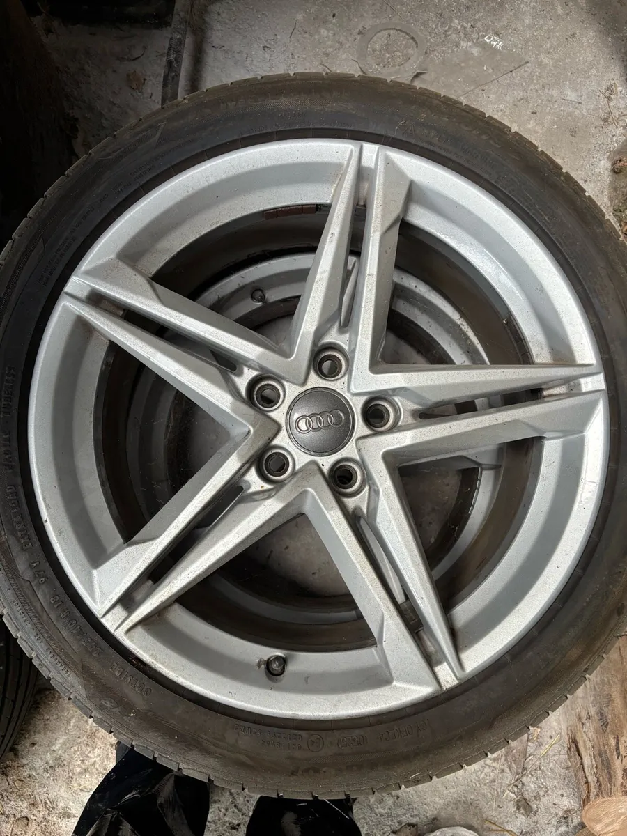 Audi s line alloys 245/40 r18 - Image 1
