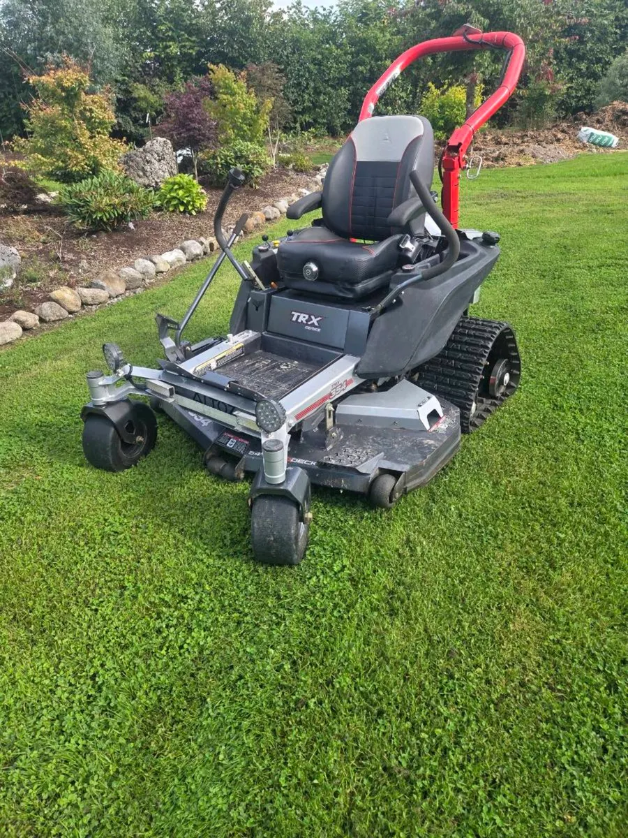 Altoz zero turn mower - Image 1