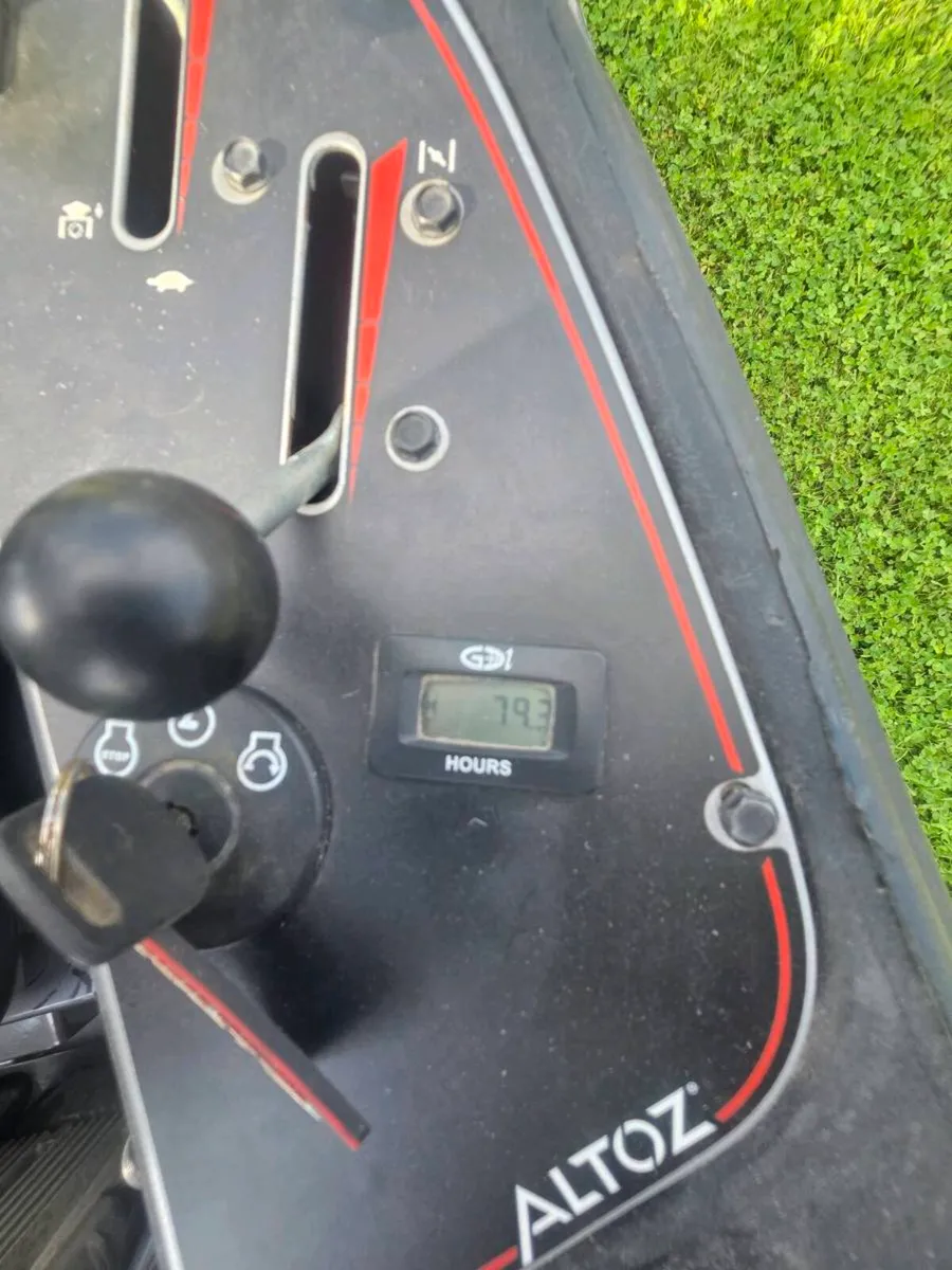 Altoz zero turn mower - Image 4