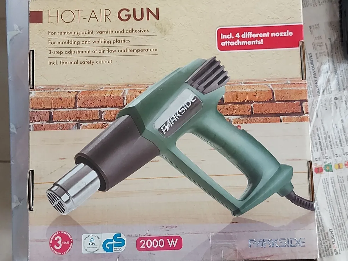 Parkside 2000w Hot Air Gun with 4 Nozzles - Image 2