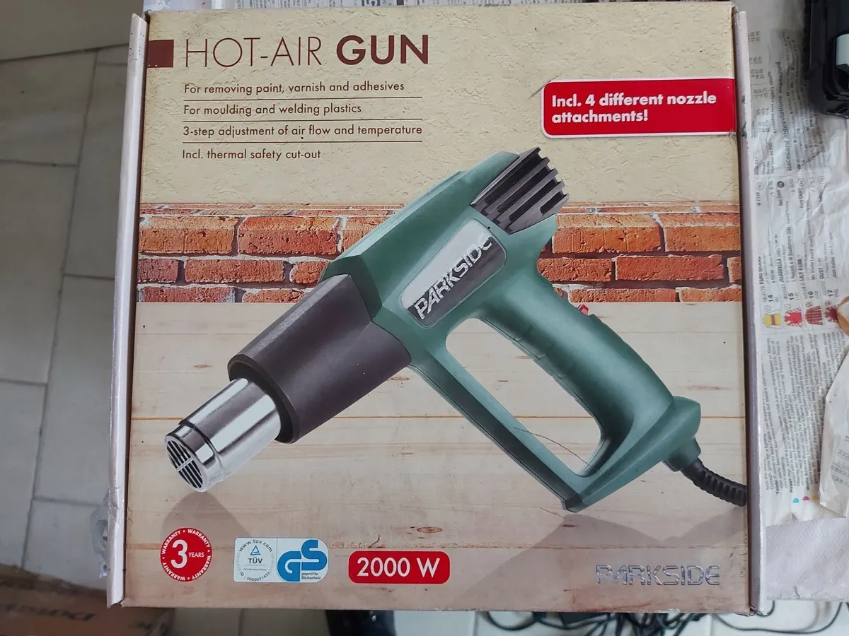 Parkside 2000w Hot Air Gun with 4 Nozzles - Image 1