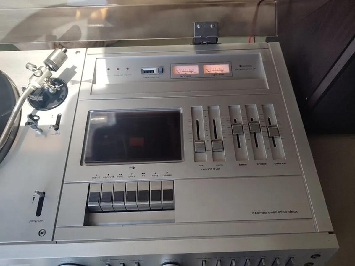 Toshiba SM 3600 Music Centre - Image 2