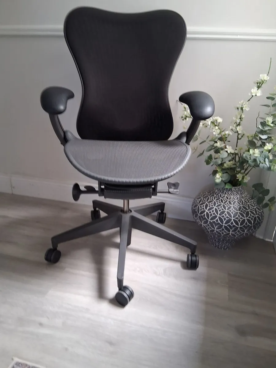 Herman Miller Mirra 2 Ergonomic Chair - Image 1