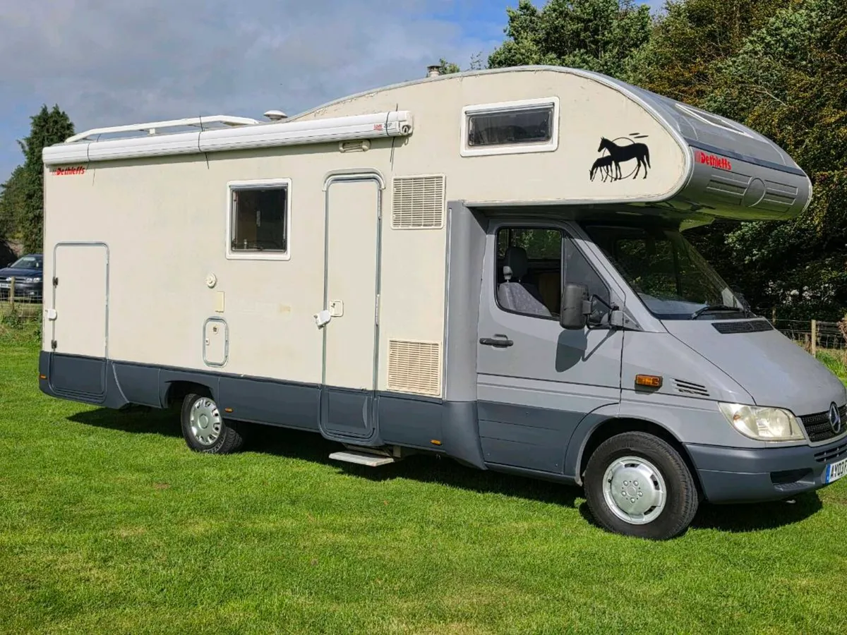 Mercedes Benz Sprinter motorhome - Image 2