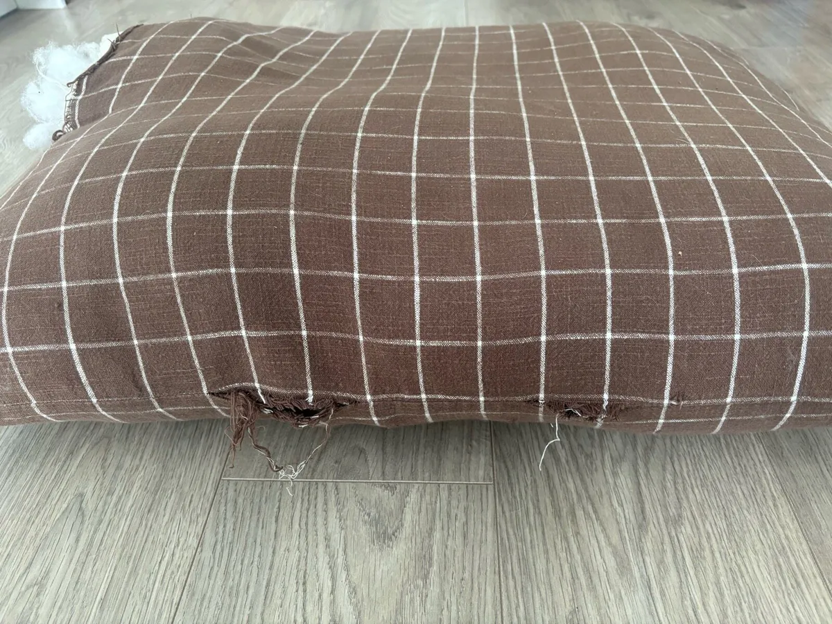 Dog Bed - Image 3