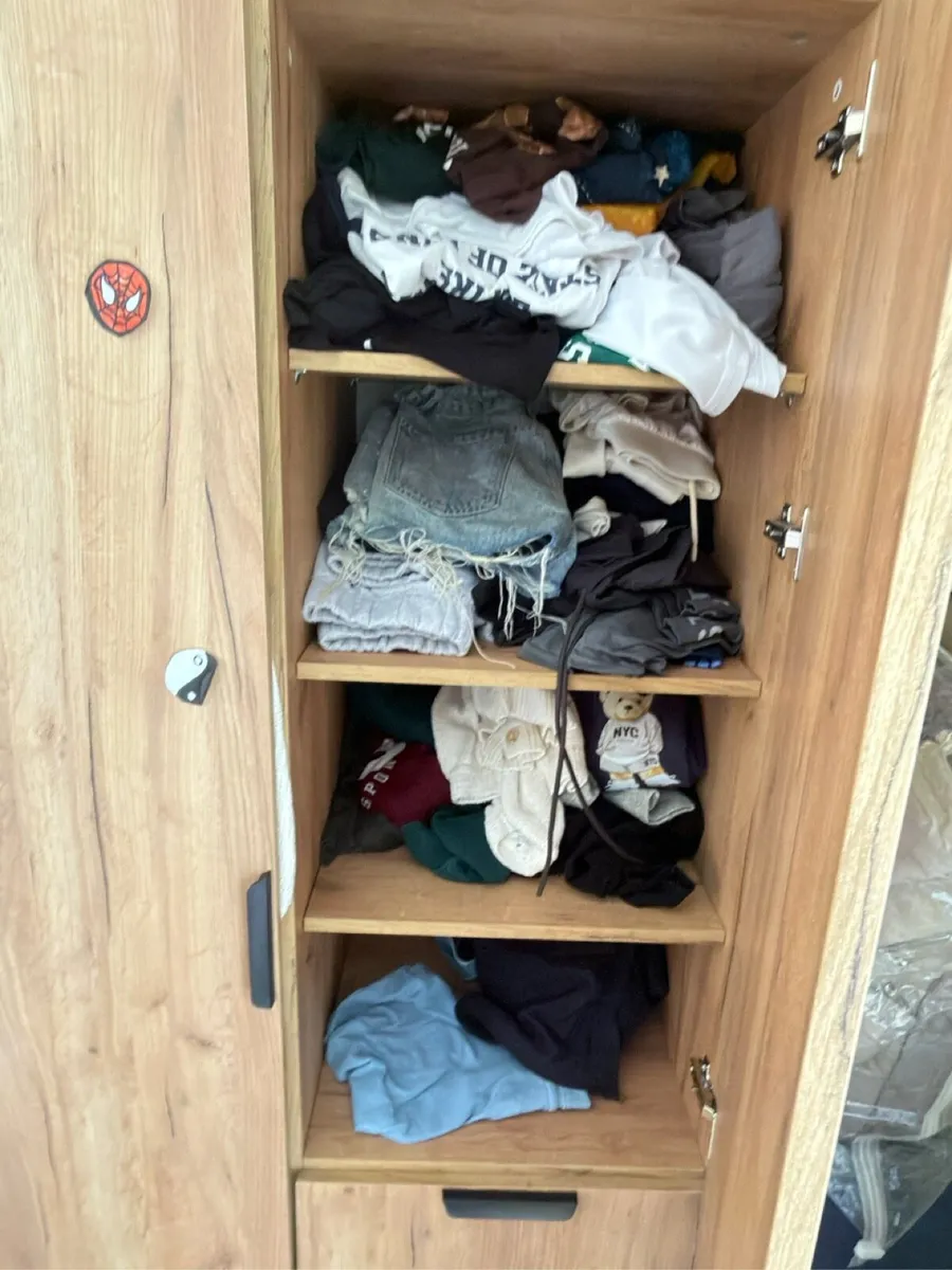 Wardrobe - Image 3