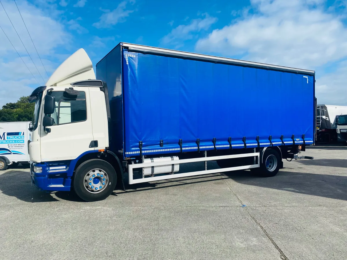 2012 Daf CF 220 4x2 manual 25ft Curtian - Image 4