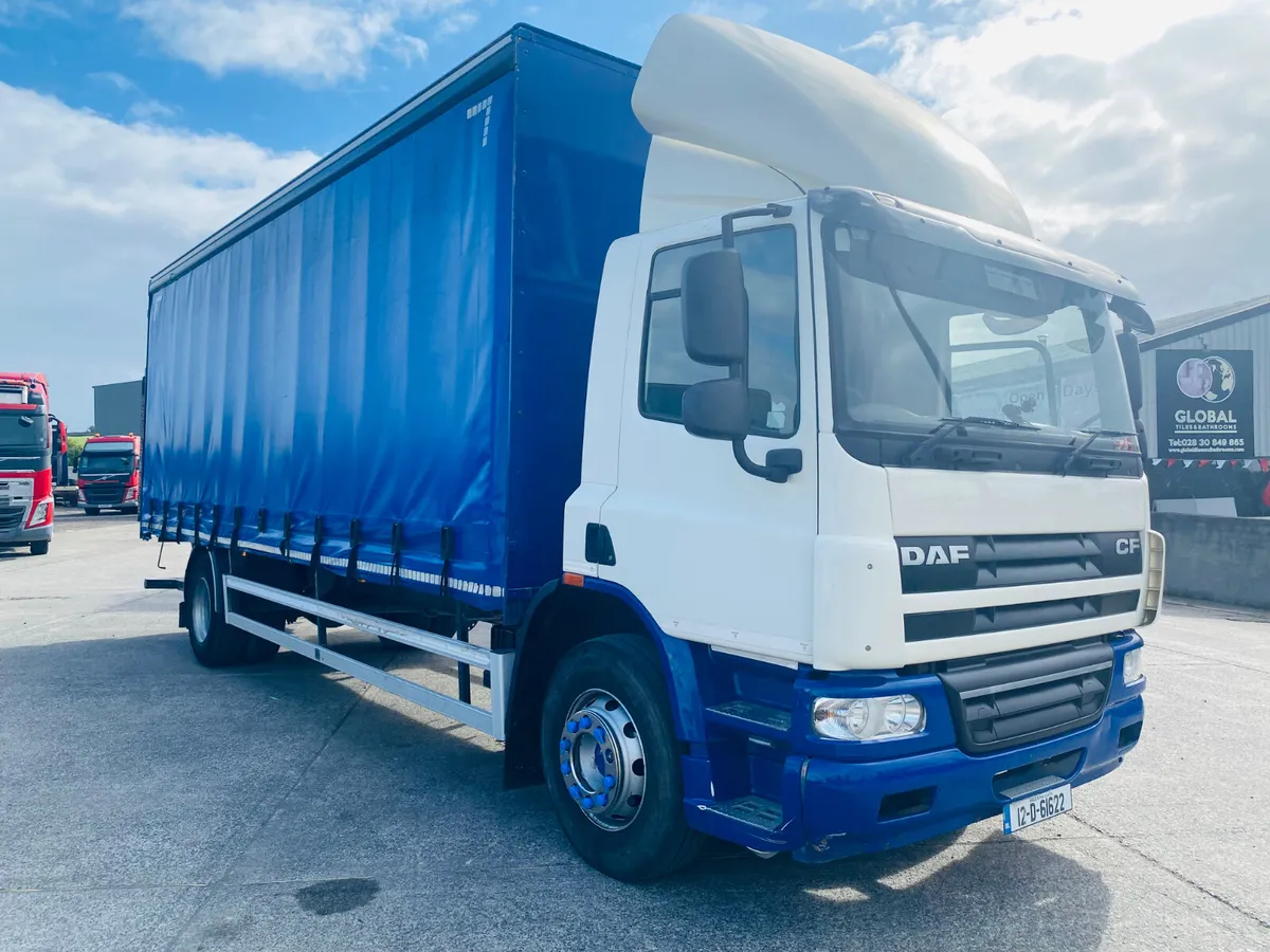 2012 Daf CF 220 4x2 manual 25ft Curtian - Image 2