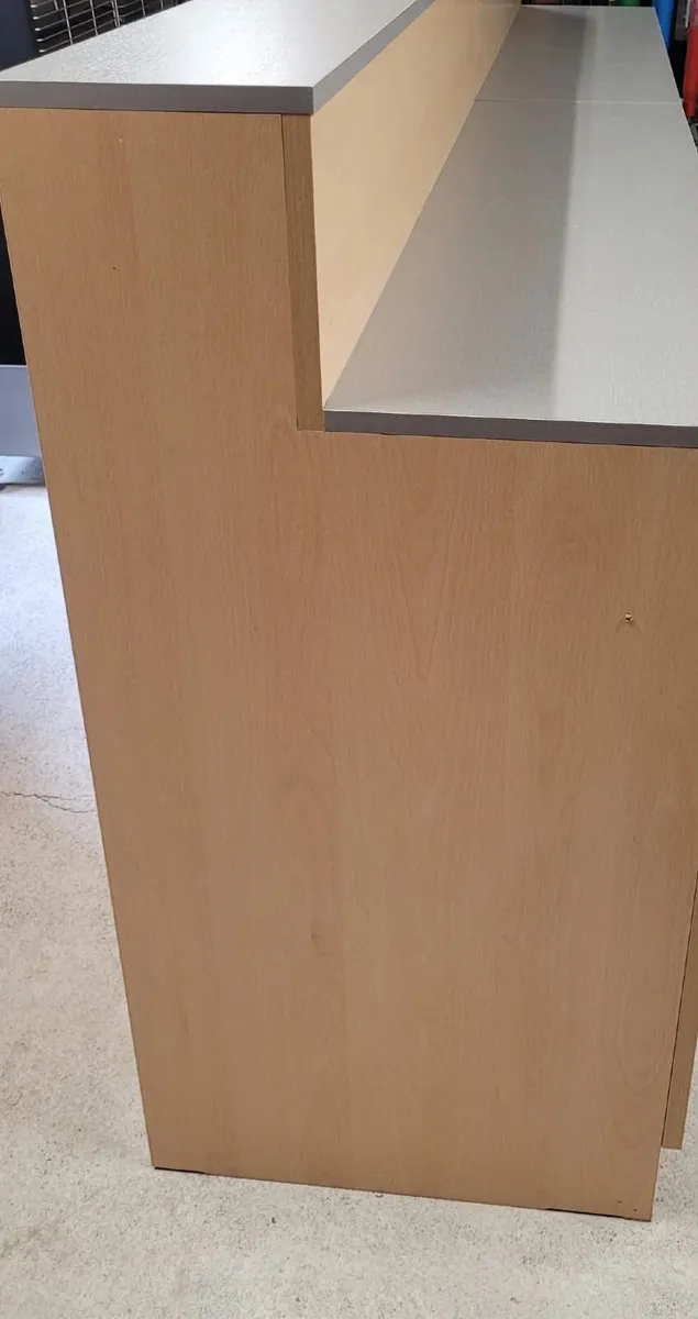Counters/Storage Cabinets - Image 4