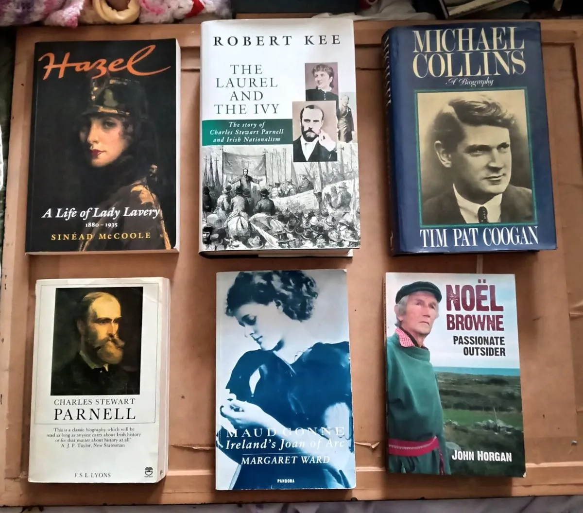 Irish History Books Any 3 For €20 (4 photos) - Image 1