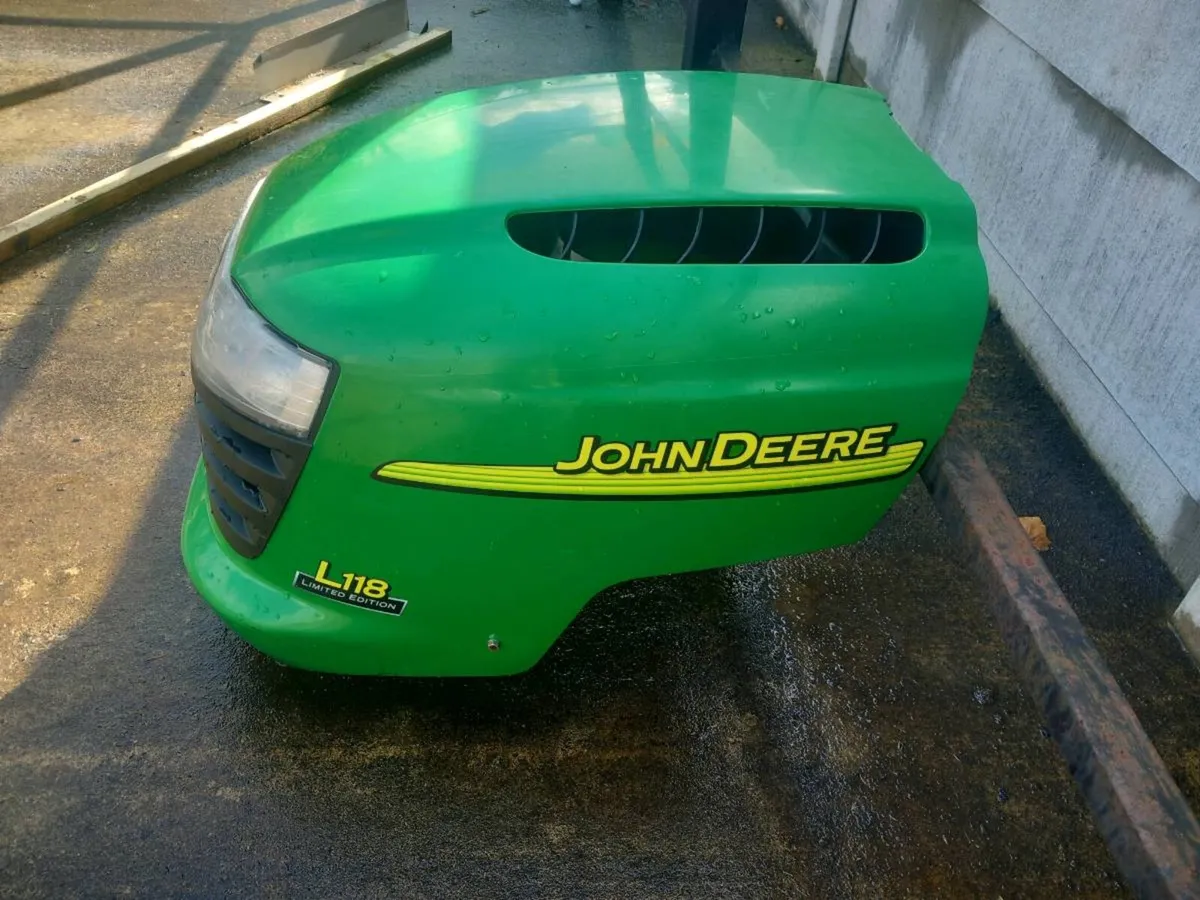 John deere bonnet for sale - Image 3