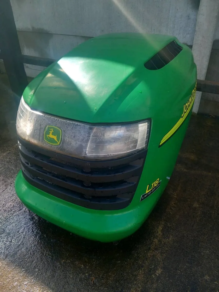 John deere bonnet for sale - Image 4