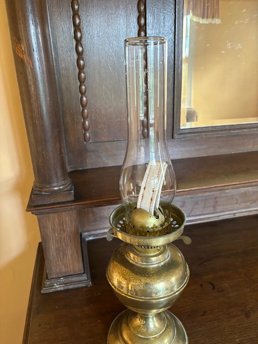 Antique Paraffin Oil Lamp - Image 2